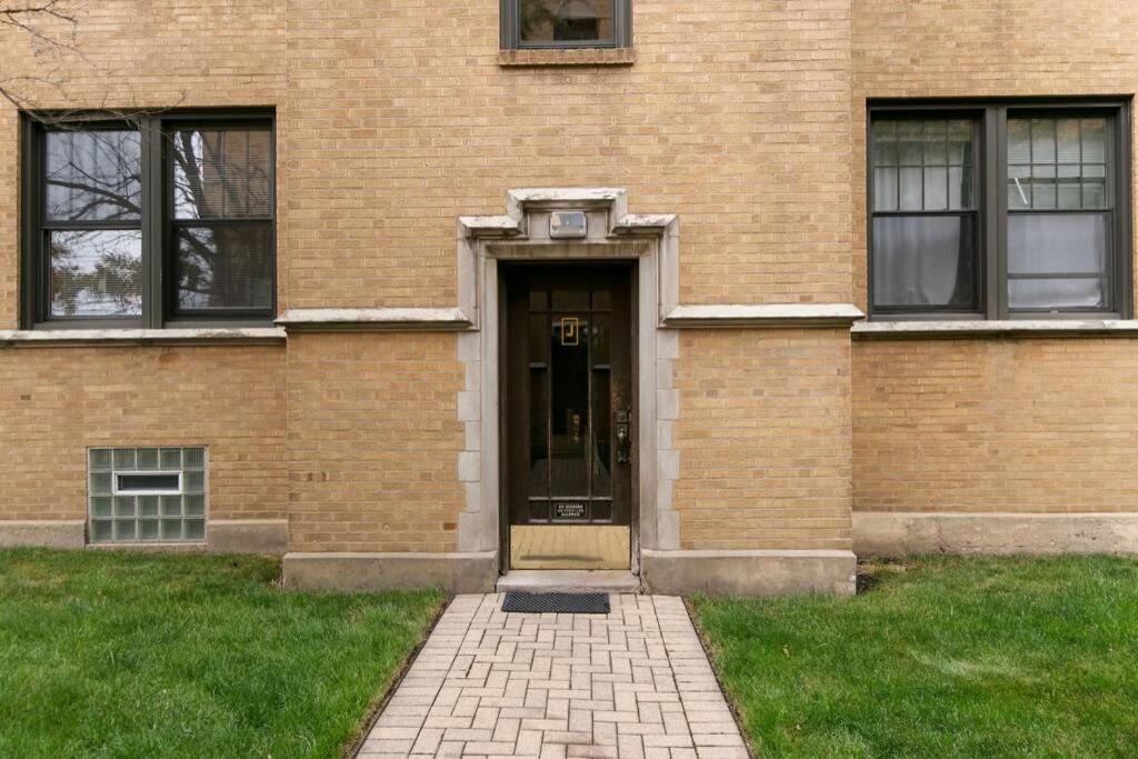 Well-Furnished 1Br Apt In Popular Spot - Belmont J3 Чикаго Экстерьер фото